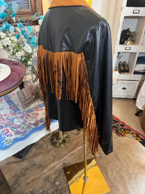 NWT Savanna Jane Black Leather Jacket with Tan Embroidered Fringe Collar - Picture 5 of 6